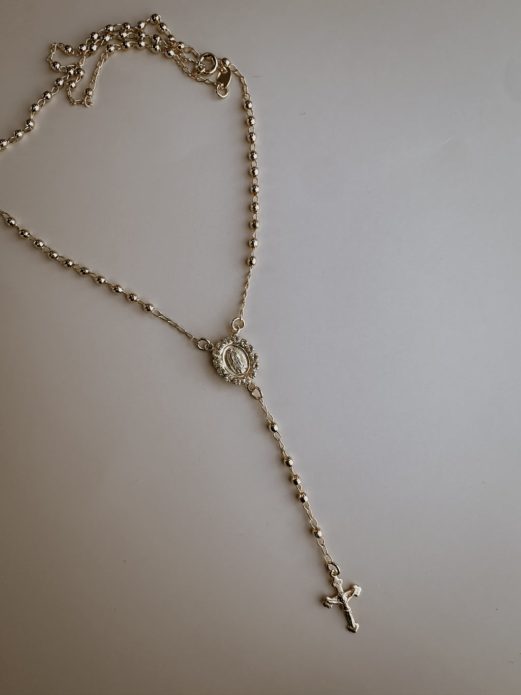 Magnífica rosary necklace