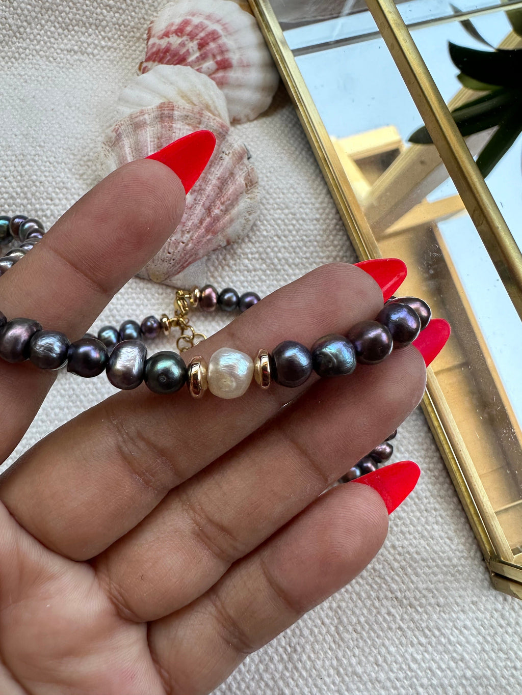 Handmade Peacock Pearl Necklace: Unique Beaded Jewelry