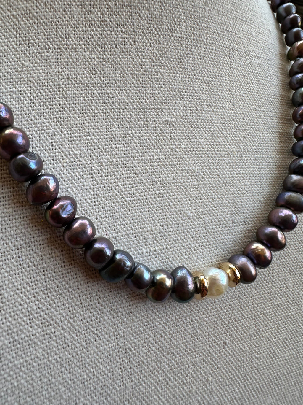 Handmade Peacock Pearl Necklace: Unique Beaded Jewelry