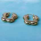 18k Gold Flower Hoop Earrings